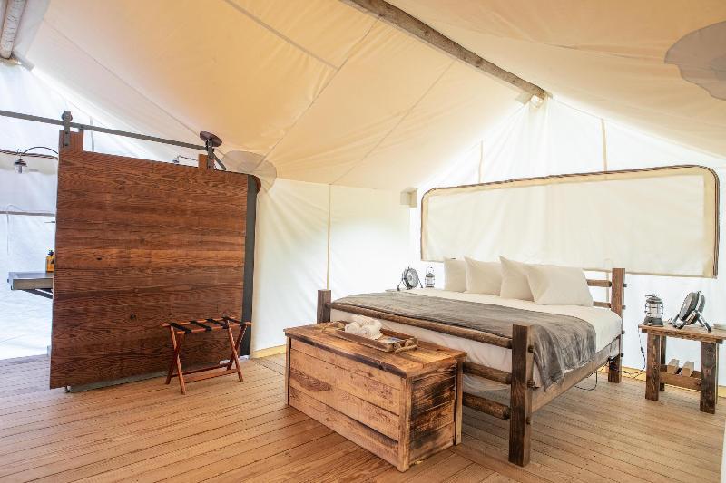 Under Canvas ווסט ילוסטון מראה חיצוני תמונה