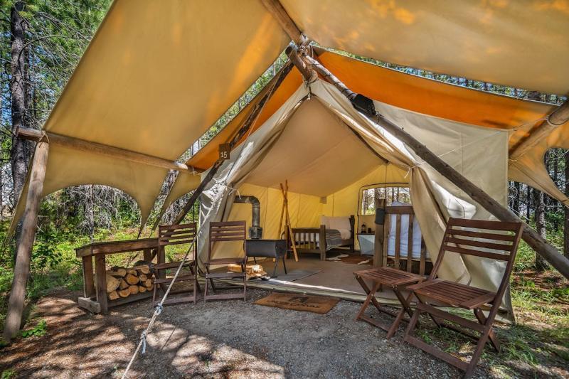 Under Canvas ווסט ילוסטון מראה חיצוני תמונה